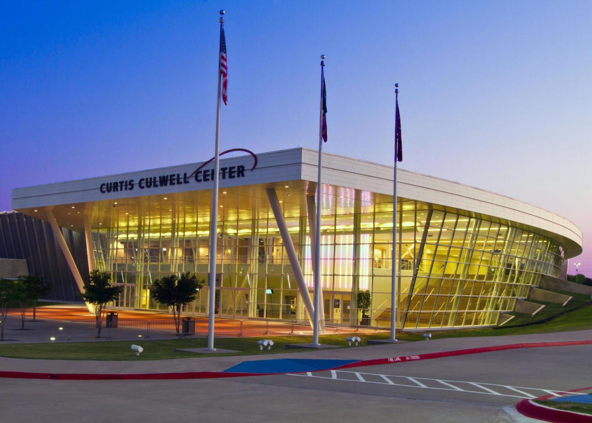 Holiday Inn Garland By Ihg Exterior photo