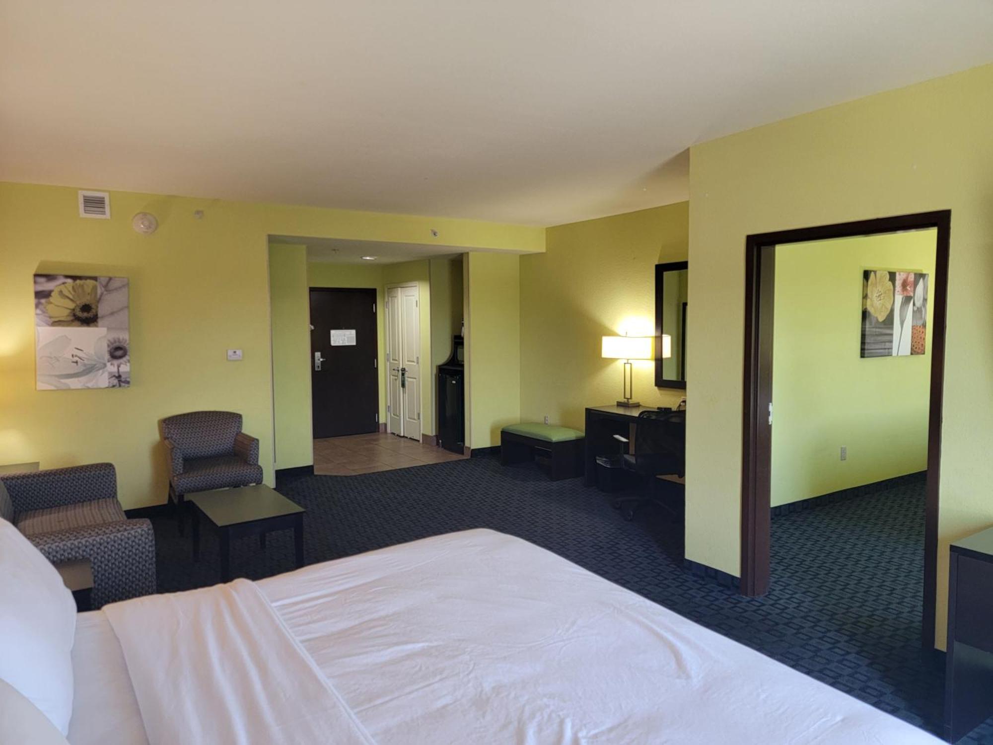 Holiday Inn Garland By Ihg Exterior photo
