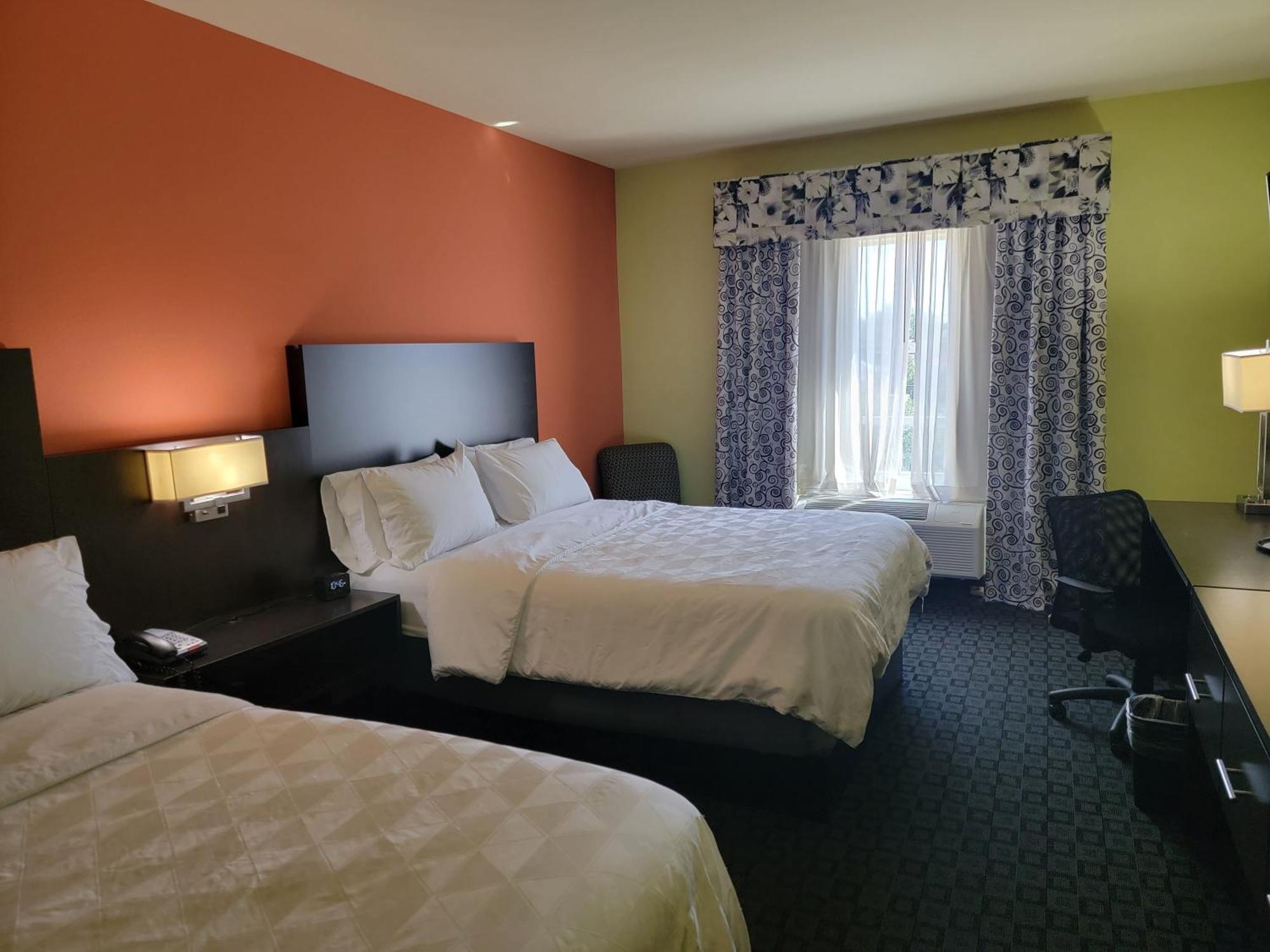 Holiday Inn Garland By Ihg Exterior photo